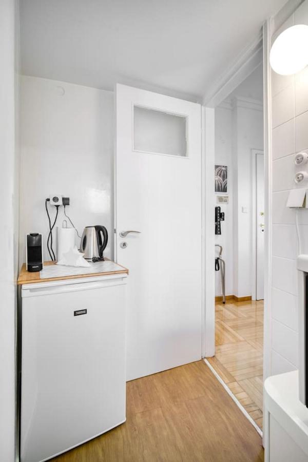 The Cactus Apartment With Large Sunny Balcony Atena Exterior foto
